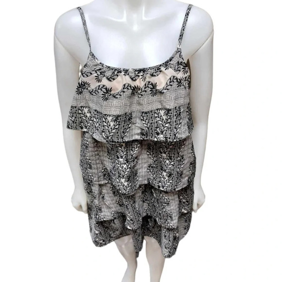 Element Tiered Ruffle  Black Cream Sleeveless Dress Size Medium - Picture 3 of 10